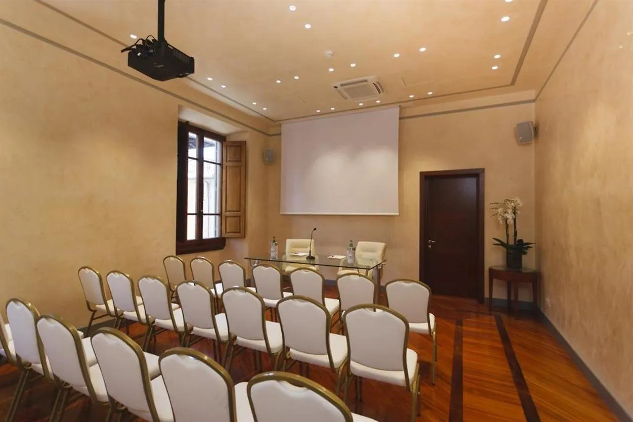 Hotel Pierre Florencia 4*,
